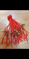 On the Dragon Boat Festival, hang peach wood bracelets with red strings to ward off evil spirits Item Picture